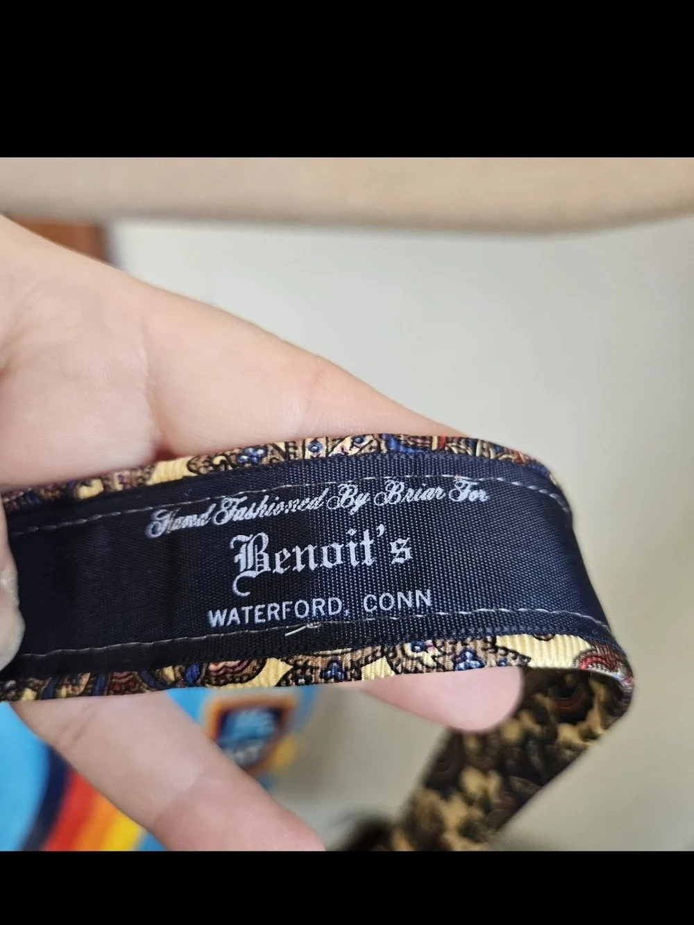 Vintage Briar Paisley Silk Tie Benoit's Waterford Conn Hand Fashioned Preppy Ivy